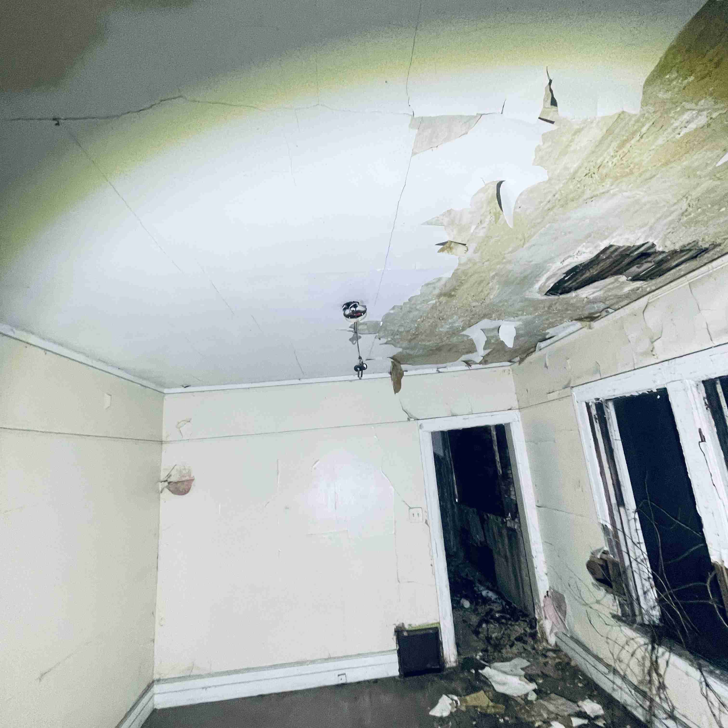 12484 Loretto (28).jpg